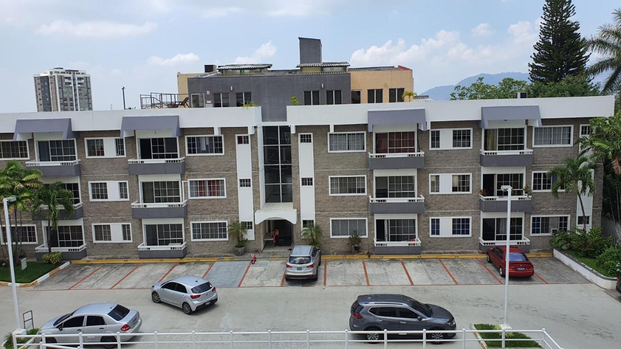 Apartamento San Benito Flats Wifi 50Mg - 4 Huespedes - Parqueos San Salvador Exterior foto